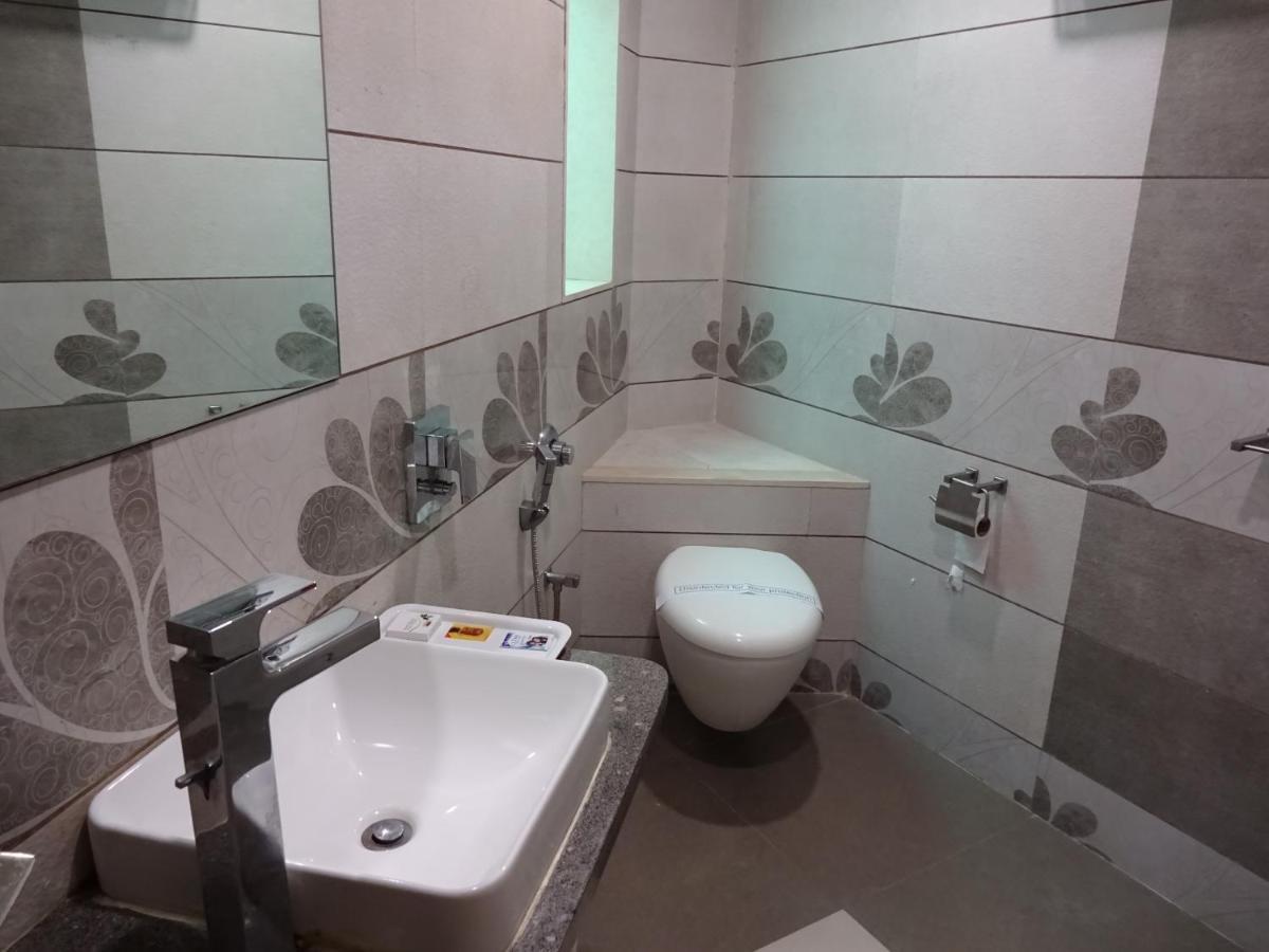 Hotel Bait Inn Αχμπανταμπάντ Εξωτερικό φωτογραφία