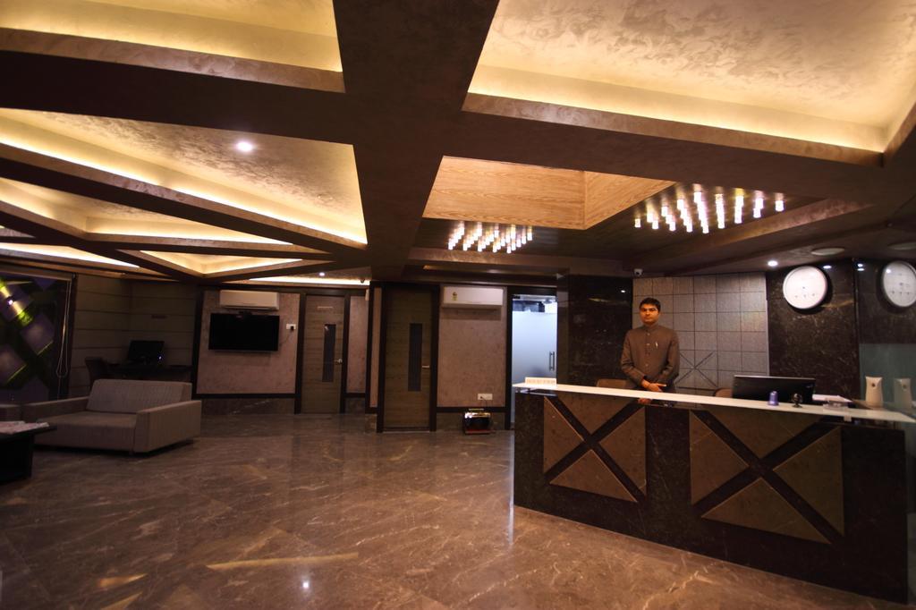 Hotel Bait Inn Αχμπανταμπάντ Εξωτερικό φωτογραφία