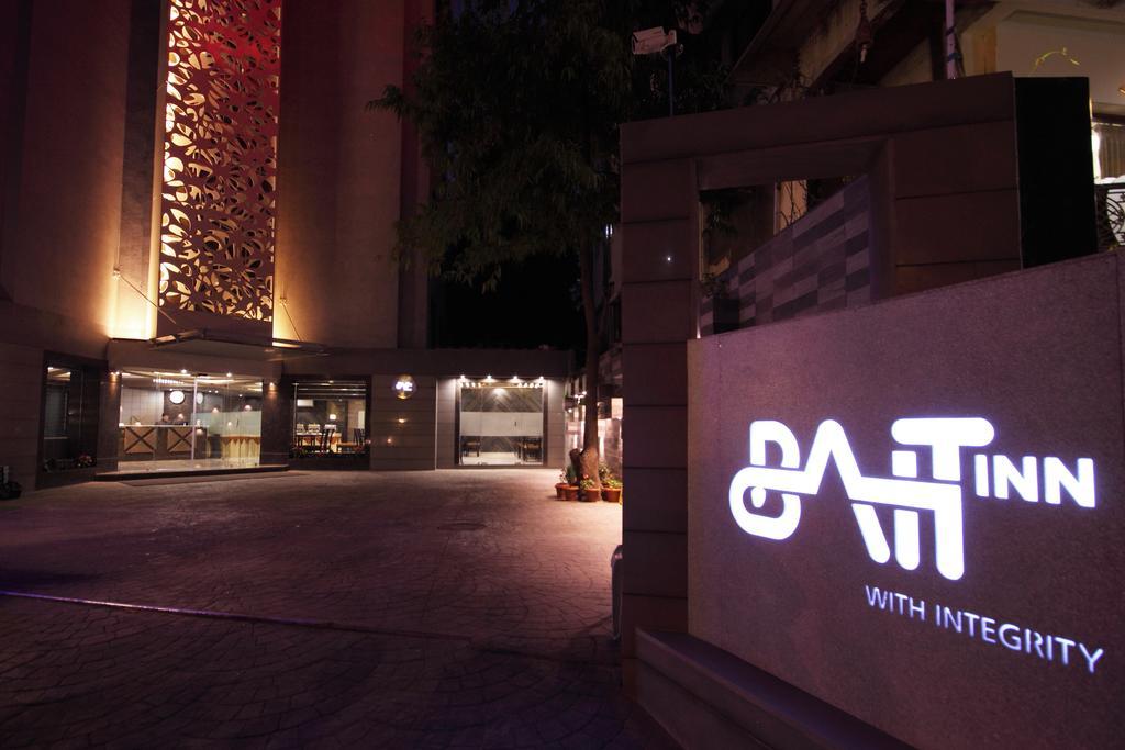 Hotel Bait Inn Αχμπανταμπάντ Εξωτερικό φωτογραφία
