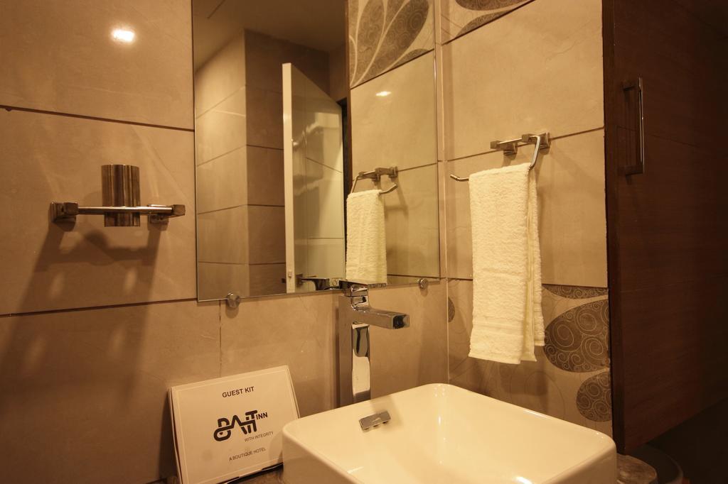 Hotel Bait Inn Αχμπανταμπάντ Εξωτερικό φωτογραφία